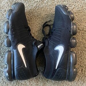 Men’s Air VaporMax Flyknit Triple Black